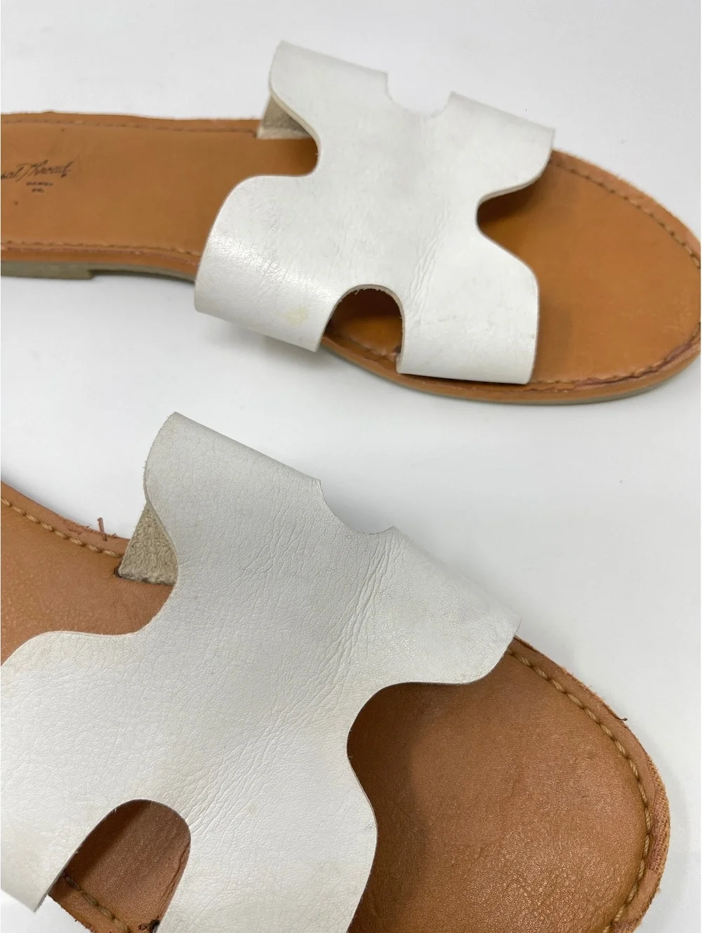 Universal Thread Womens White H Band Cutout Slide Sandals Flat Shoes Size 9.5